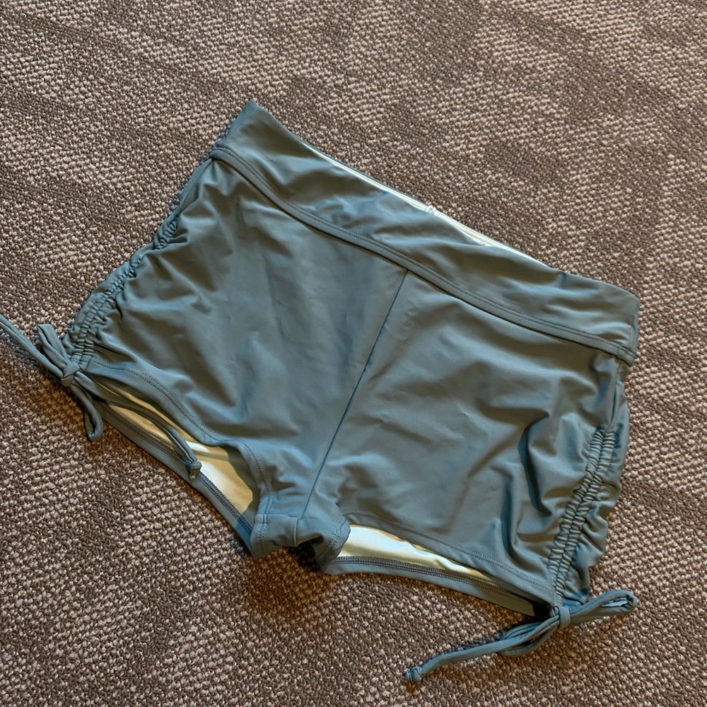 Cupshe Ruched green swim Shorts